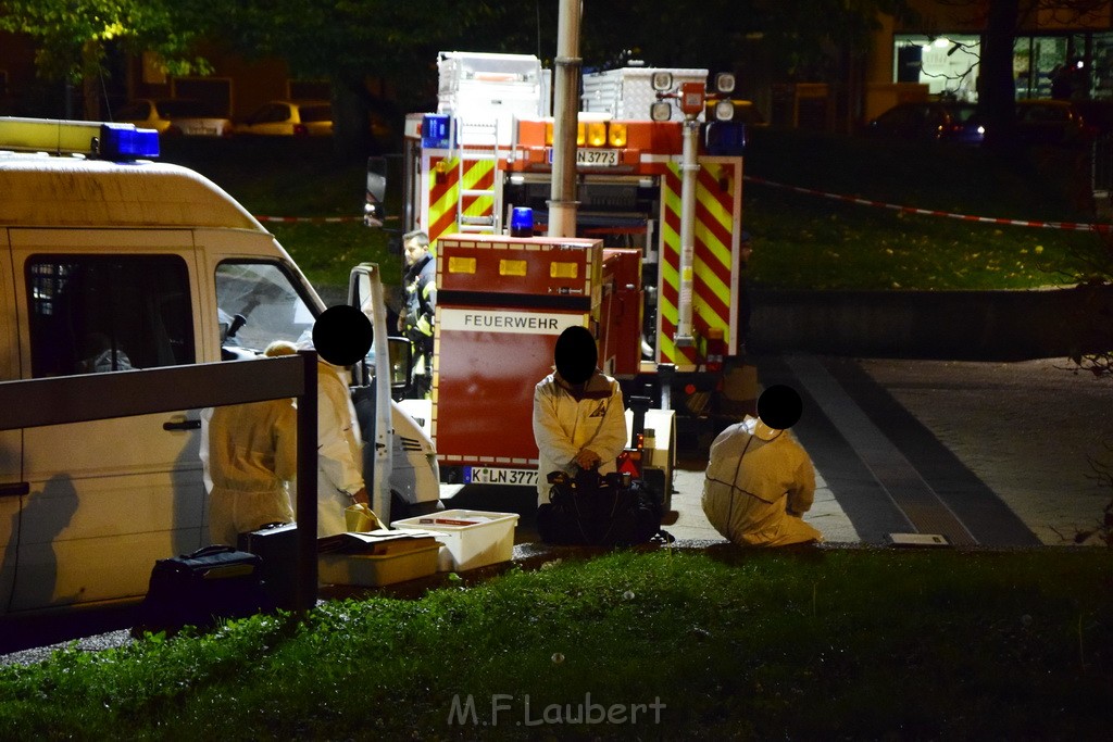 Einsatz BF Messerstecherei Koeln Neustadt Nord Eberplatz Platzmitte P085.JPG - Miklos Laubert